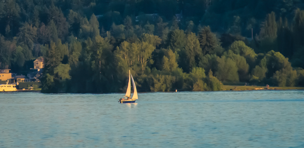 The Lake, the Sailboat and the Mountain